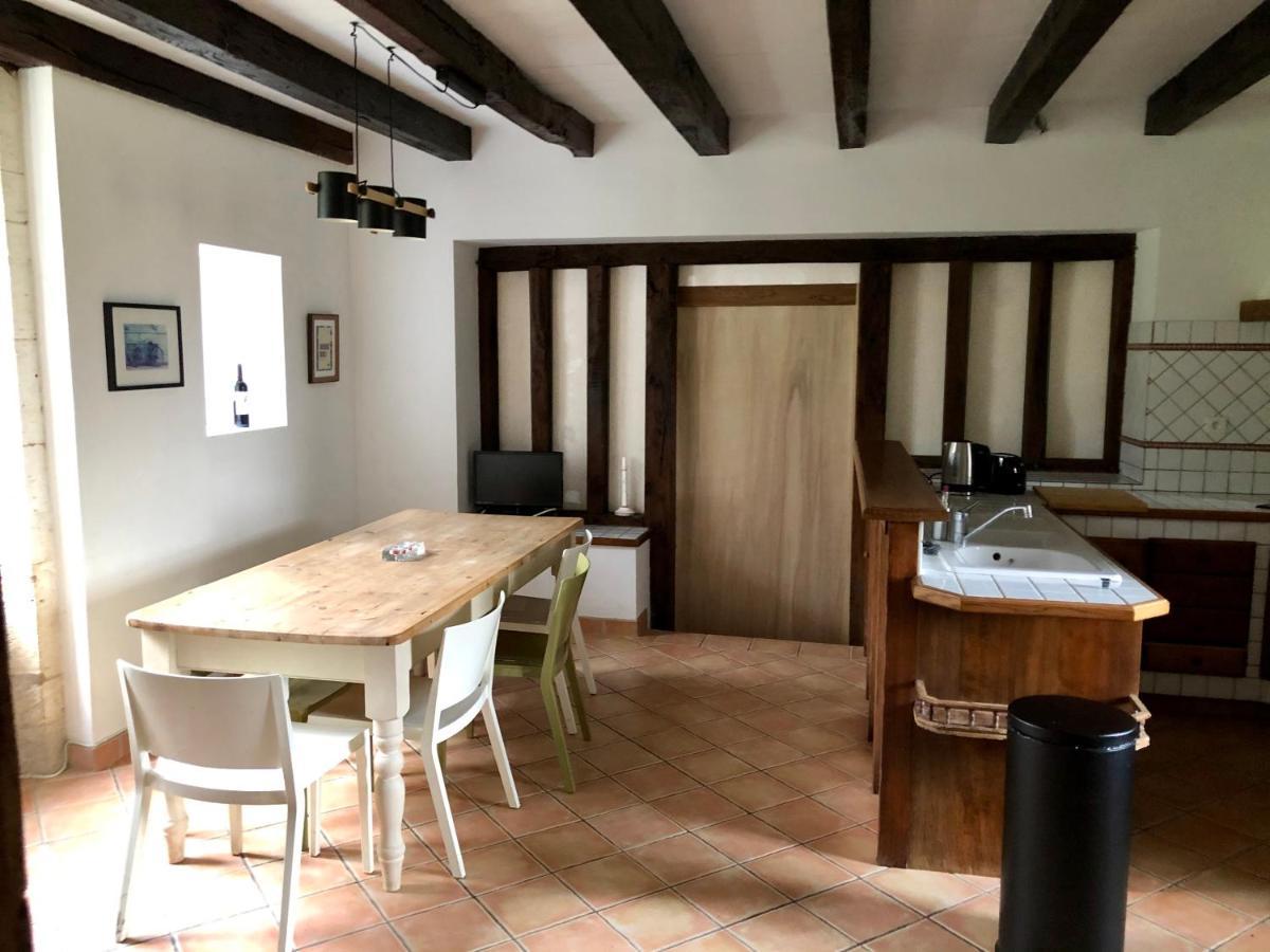 Villa Le Creyssac Saint-Félix-de-Bourdeilles المظهر الخارجي الصورة